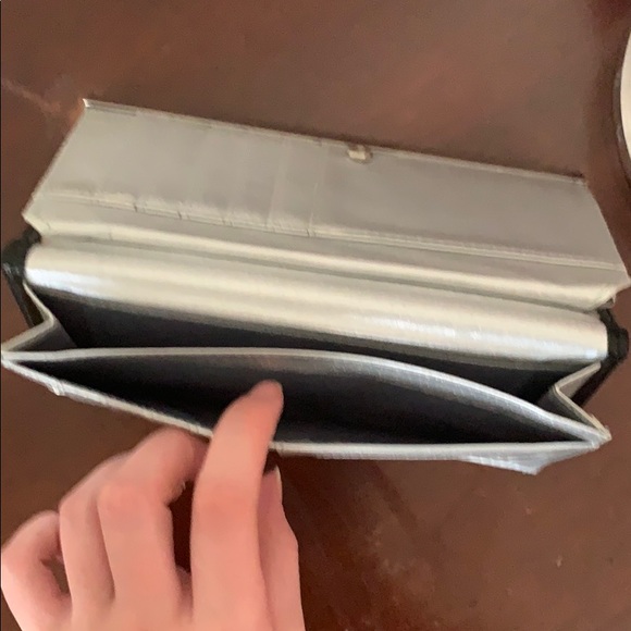 Wallet - Picture 3 of 4